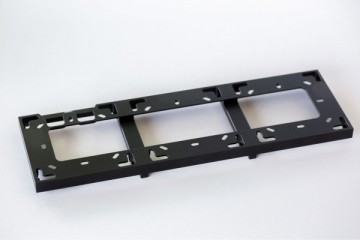 Loxone montageframe drievoudig antraciet4